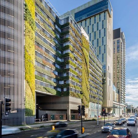 Hilton Woking Hotel Ngoại thất bức ảnh