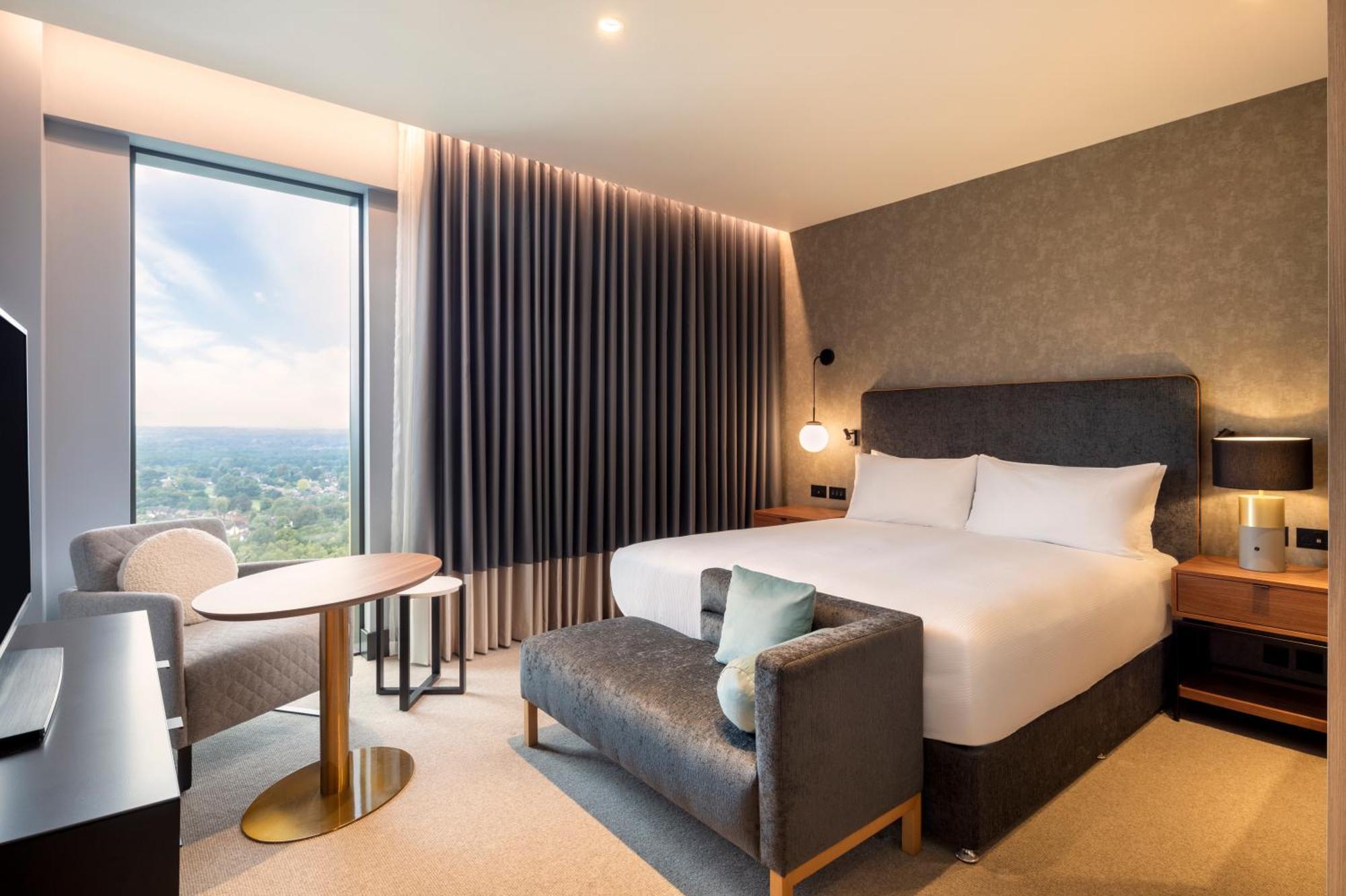 Hilton Woking Hotel Ngoại thất bức ảnh