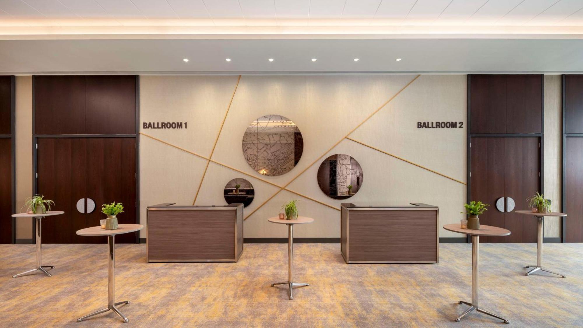 Hilton Woking Hotel Ngoại thất bức ảnh