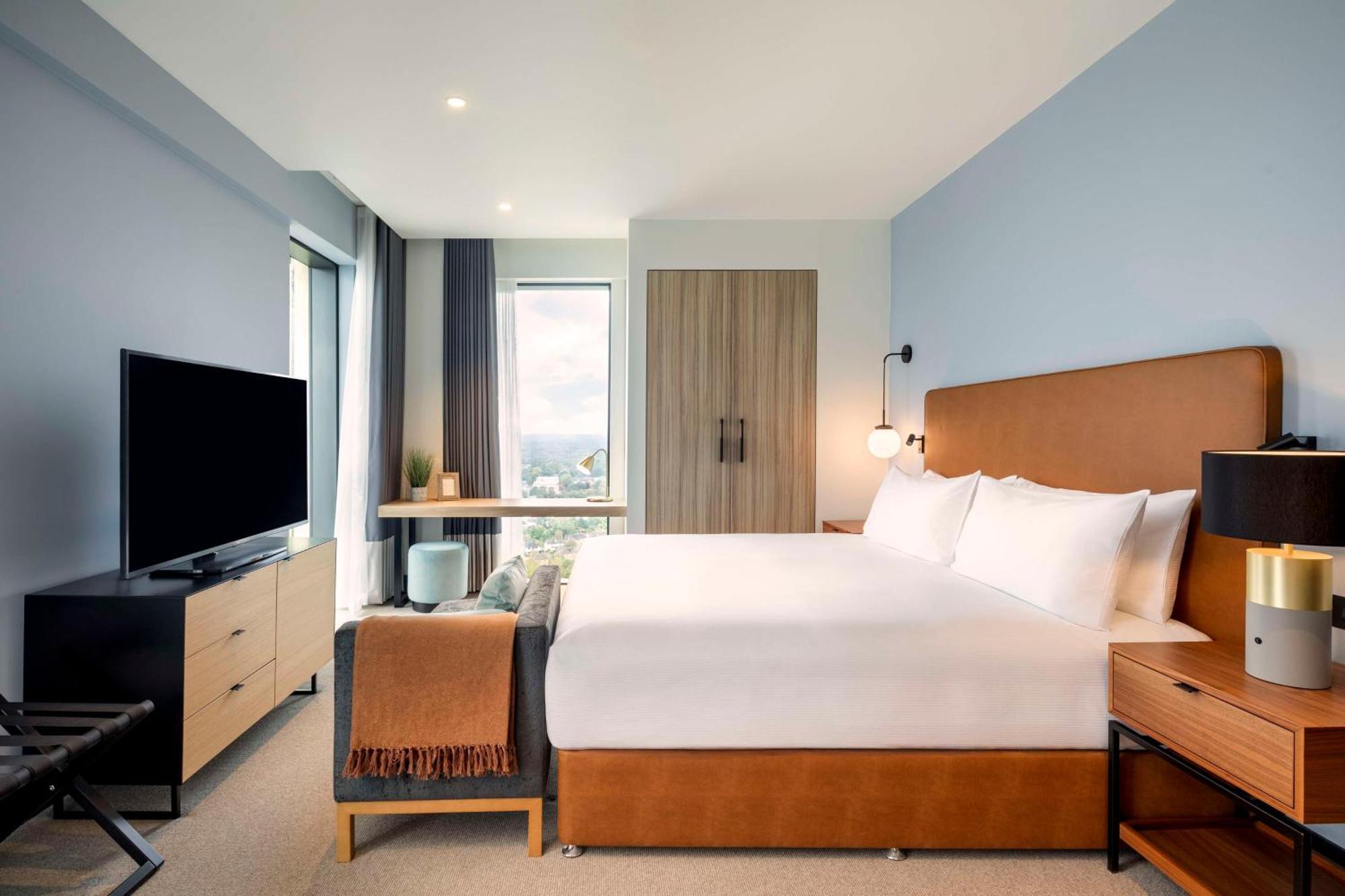 Hilton Woking Hotel Ngoại thất bức ảnh