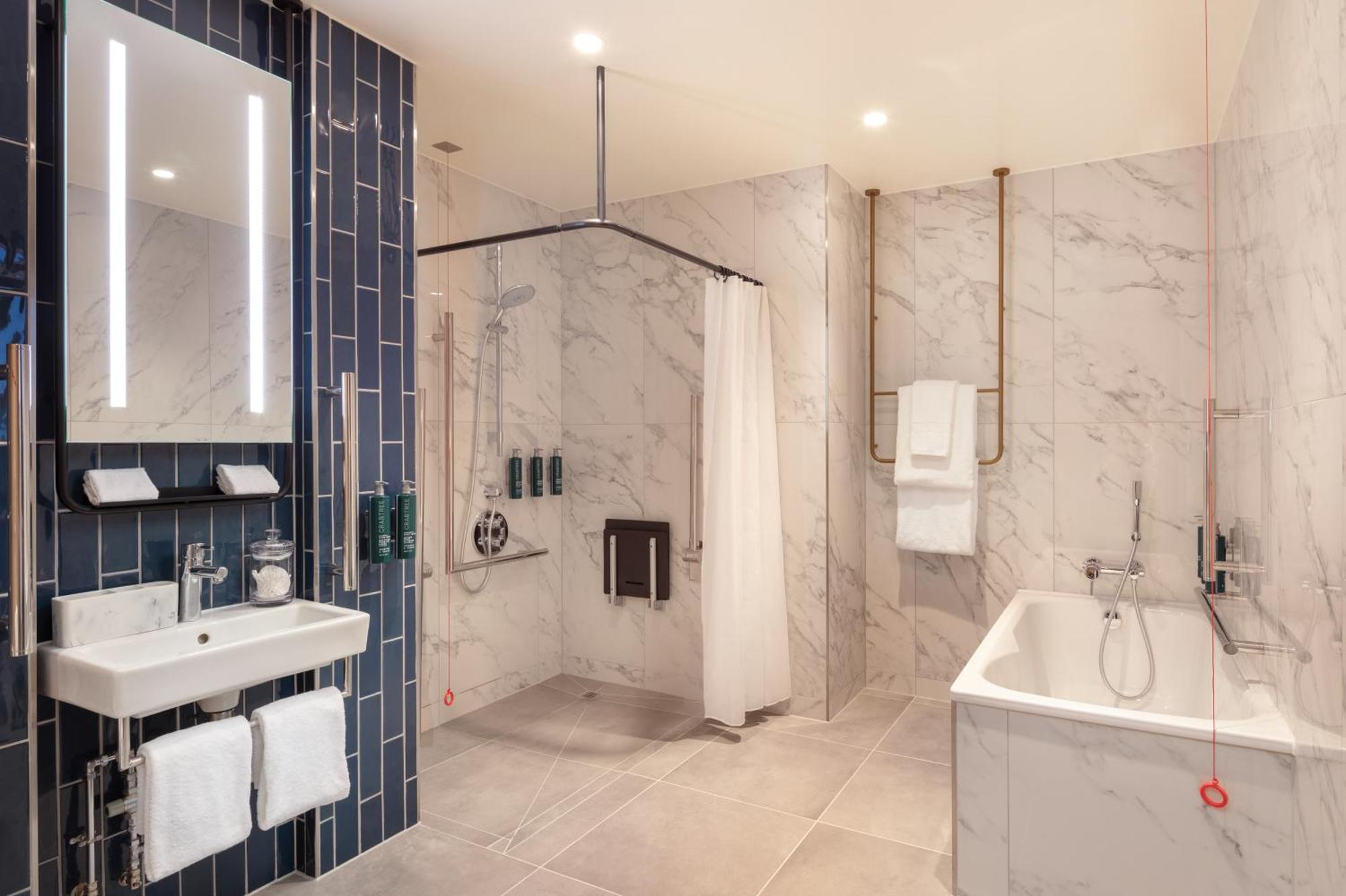 Hilton Woking Hotel Ngoại thất bức ảnh