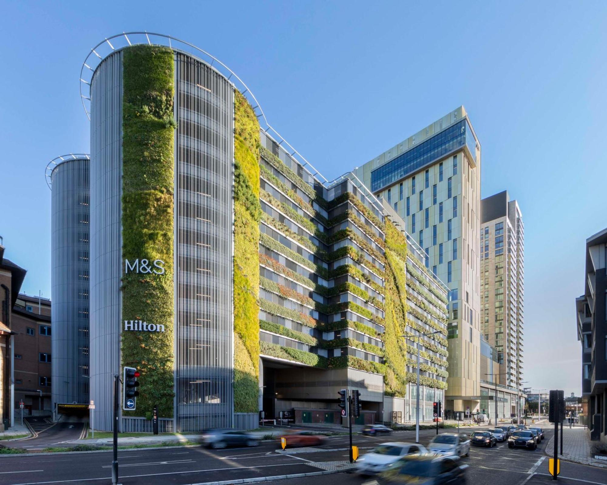 Hilton Woking Hotel Ngoại thất bức ảnh